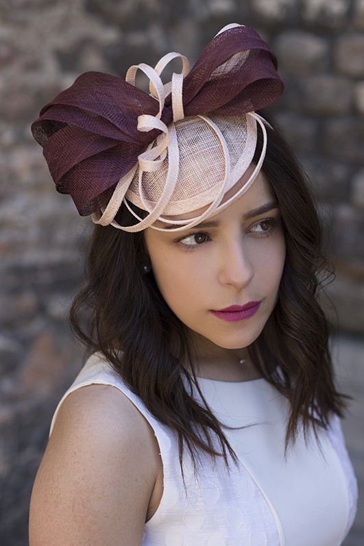 Bibi de mariage de couleurs rose clair et bordeaux pour femme