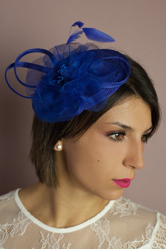 Bibi de mariage de couleur bleu roi, création Amélia