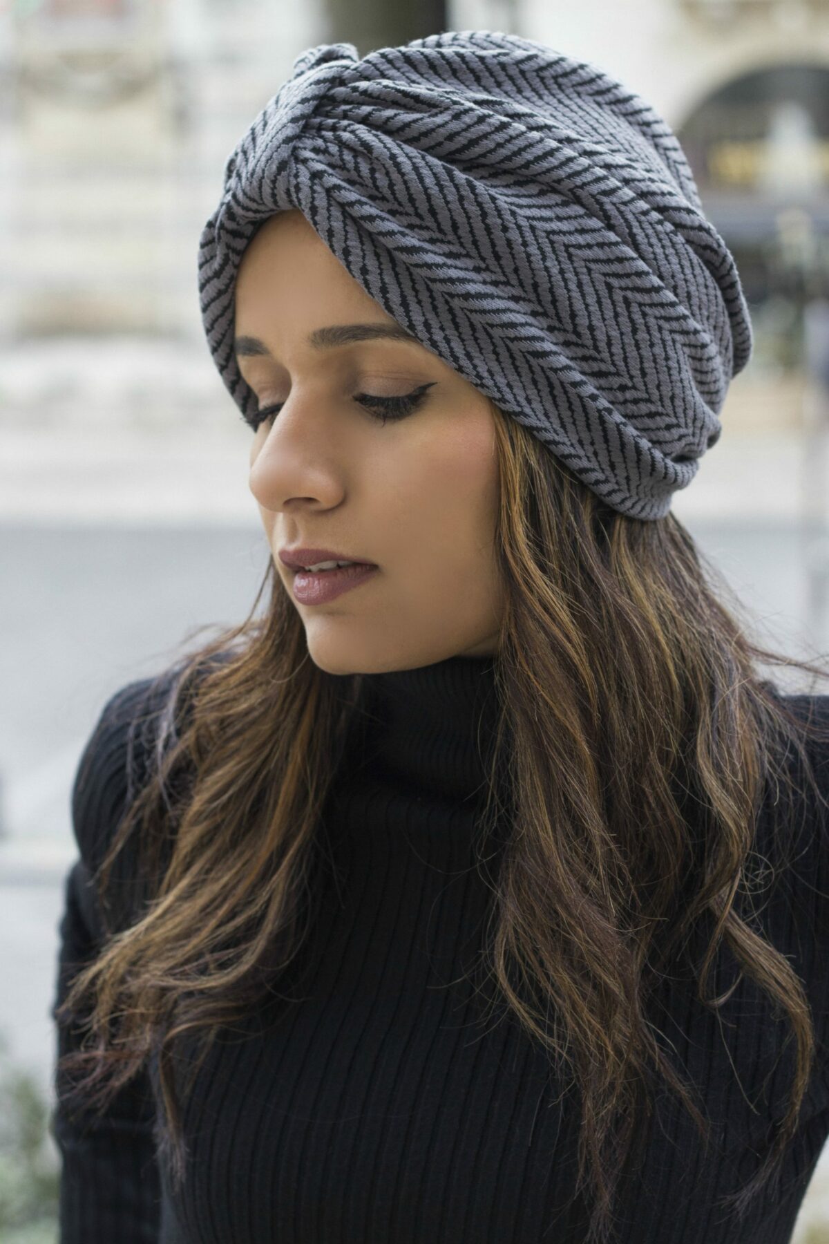 Turban Blandine imprimé gris et noir – Image 2
