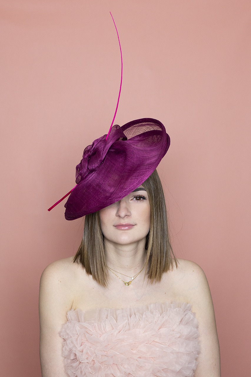 Chapeau de mariage de couleur rose framboise pour femme, création Abby